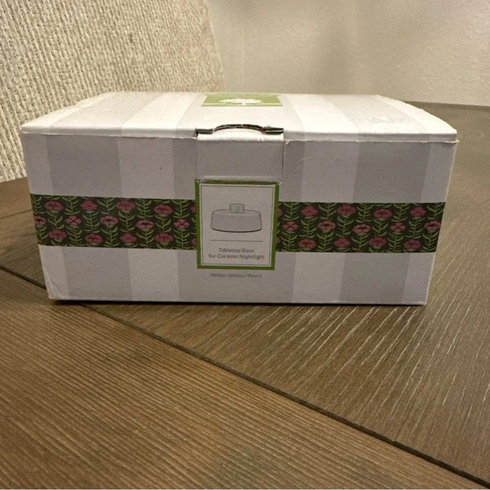 Scentsy White Tabletop Base For Ceramic Nightlight Plug‎ in Wax Warmer NIB